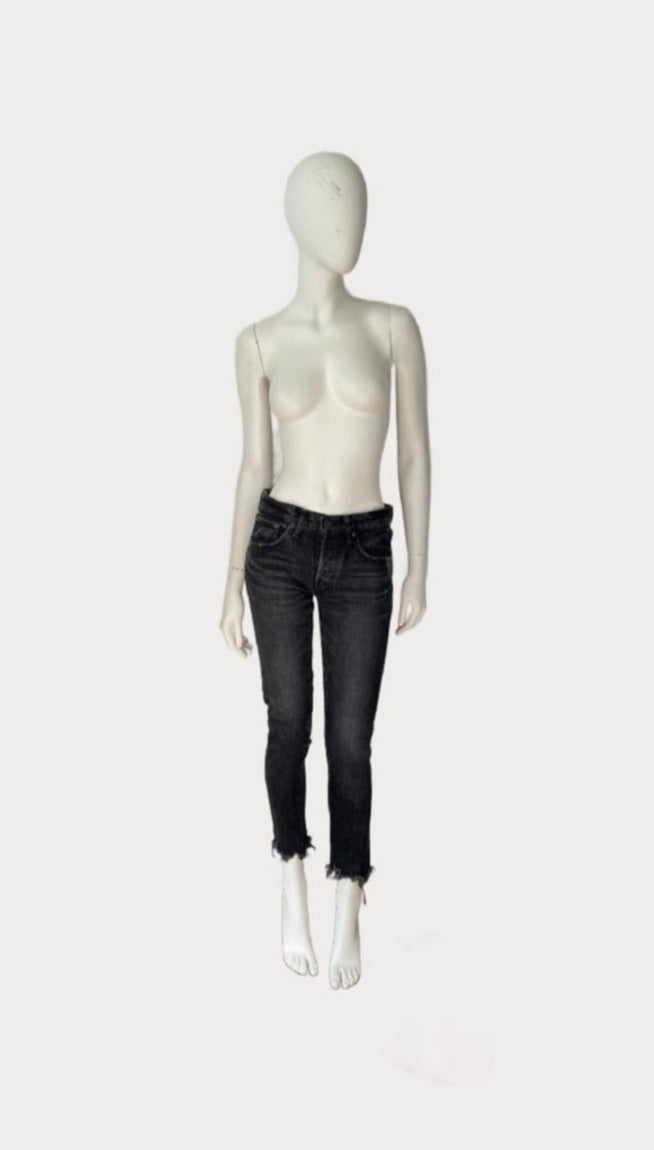 Moussy Vintage - Fray Hem Tapered Jeans - Size 25 – Morgan